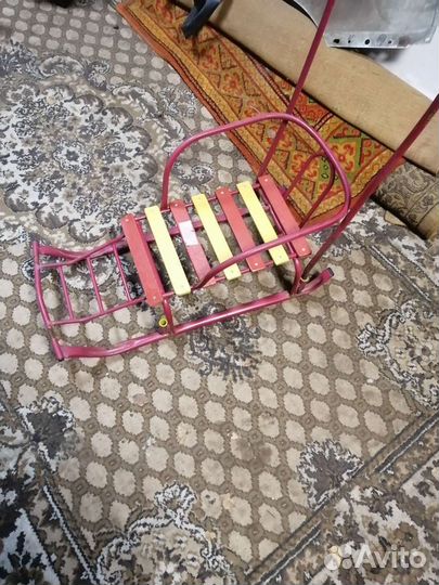 Детские санки с ручкой