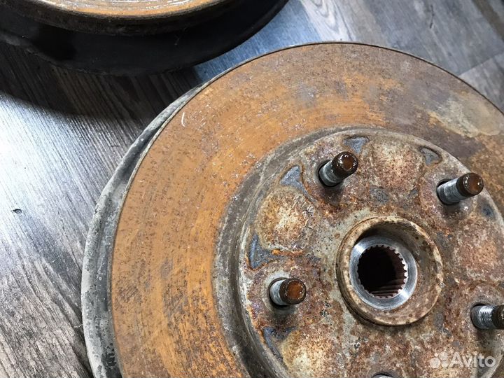 Диски тормозные передние Джили Эмгранд 7