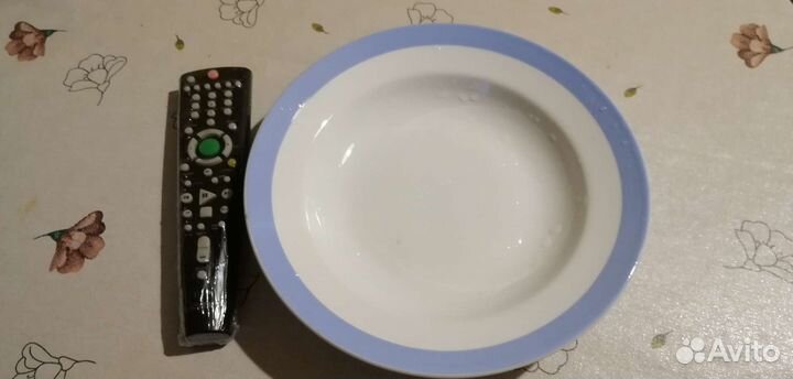 Тарелка зик 24 см