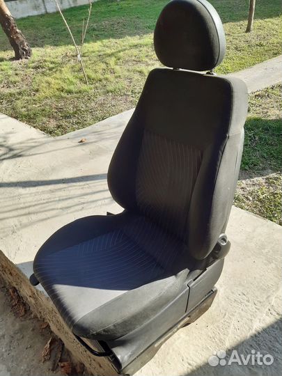 Водительское сидение на Opel Meriva 2006 г.в