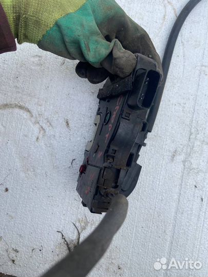 Замок двери Kia Sportage 3 Передний левый,Задние