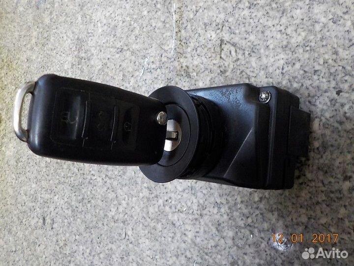 Замок зажигания с ключом Audi S8 седан BSM-002835