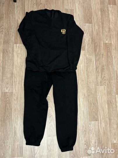 Спортивные штаны nike и кофта