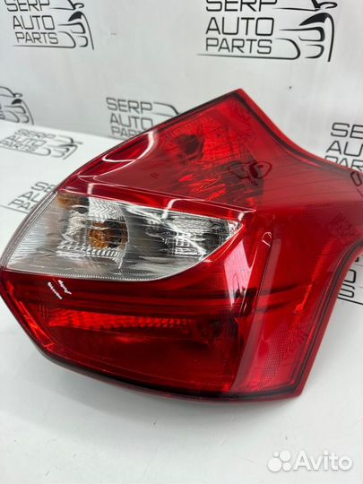 Фонарь задний правый Ford Focus 3 CB8 1.0 ecoboost