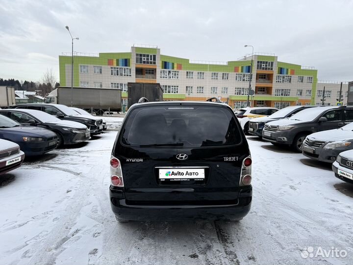 Hyundai Trajet 2.0 AT, 2007, 262 000 км