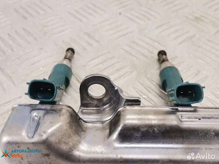 Топливная рампа Lexus CT 2013 23814-37061