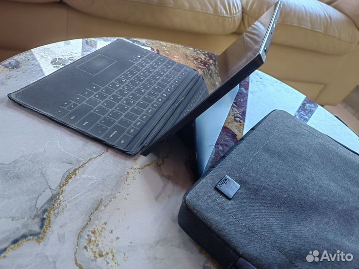 Планшет на windows 10 + клавиатура+сумка