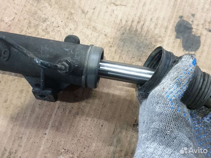 Рулевая рейка Peugeot 406