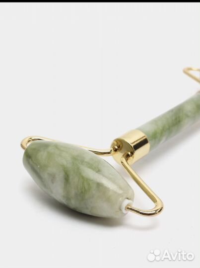 Нефритовый массажер - роллер (новый)
