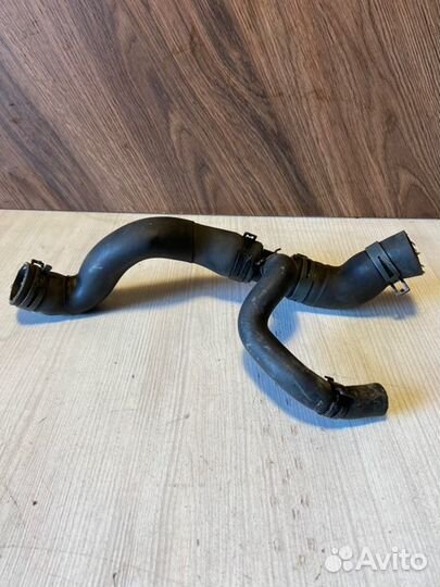 Трубка системы охлаждения Volkswagen Polo 6N1 AUA