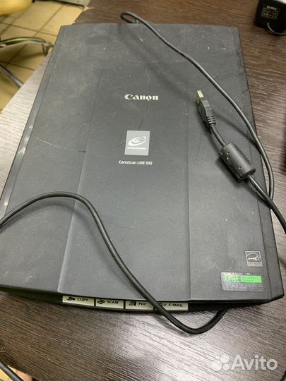 Canon сканер LiDE100
