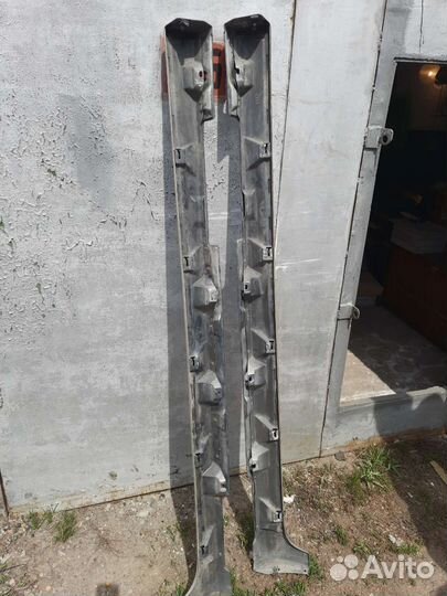 Накладки на пороги nissan March