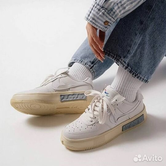 Женские кроссовки Nike Air Force 1 Low 