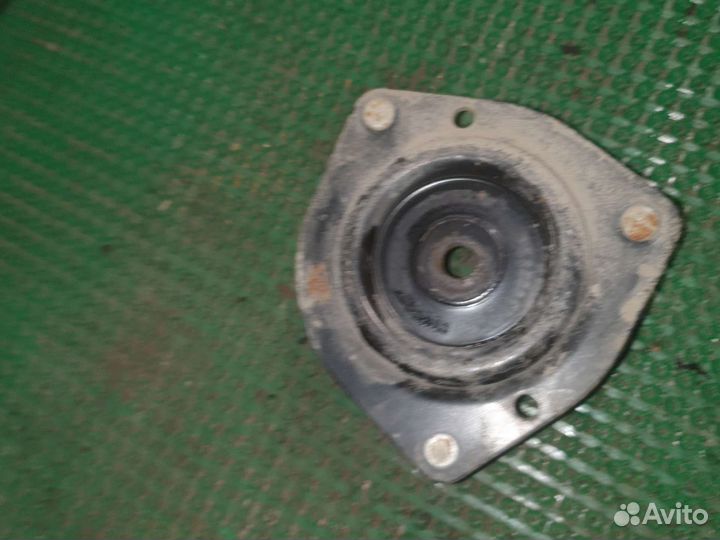 Опорный подшипник передней пружины Додж Караван 3