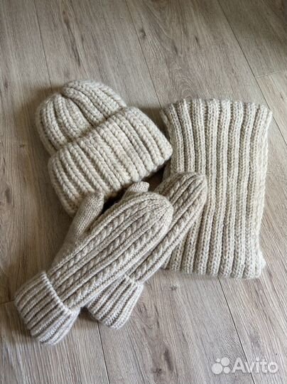 Шапка зимняя женская комплект