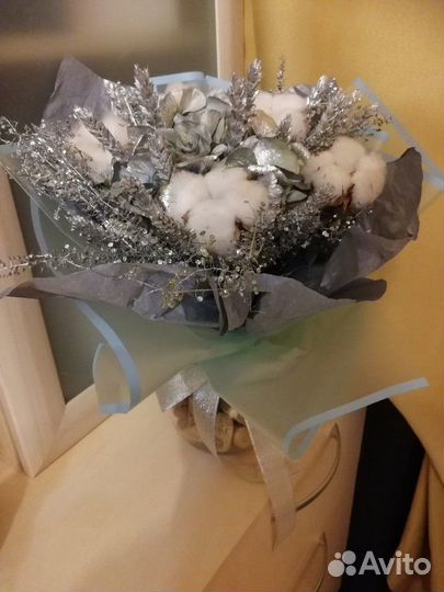 Подарочный букет из сухоцветов