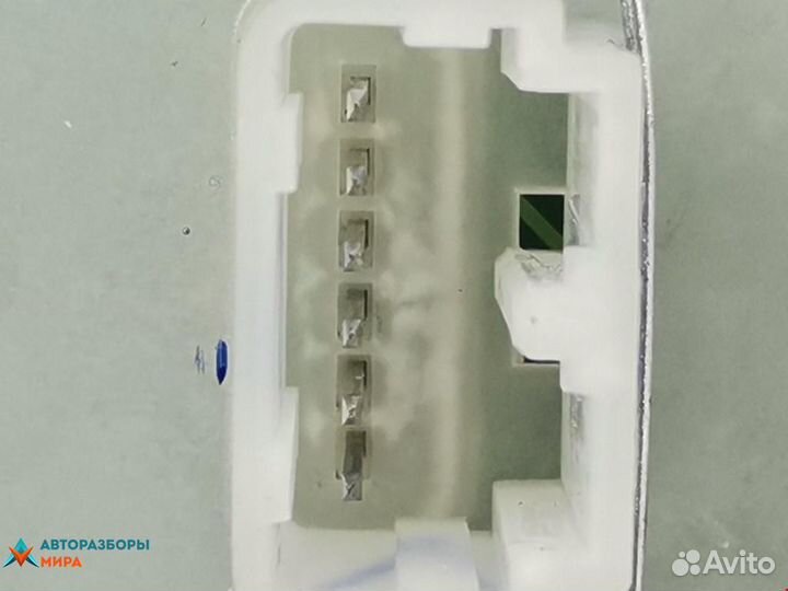 Блок управления стеклоподъемниками Jeep Commander