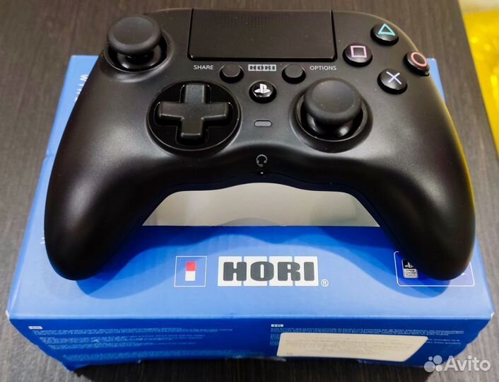 Беспроводной Геймпад Hori Onyx для пк и PS4