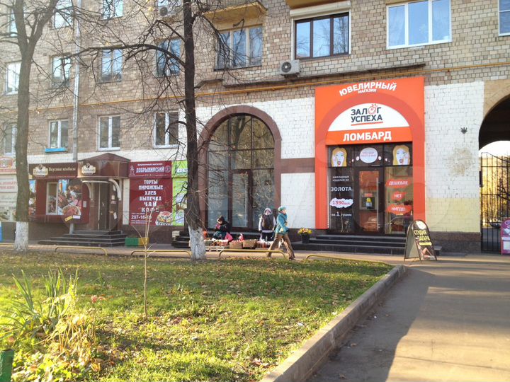 Торговая площадь, 55 м²