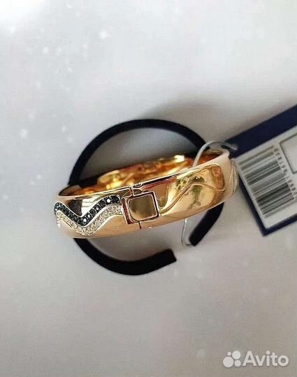 Браслет со стразами swarovski