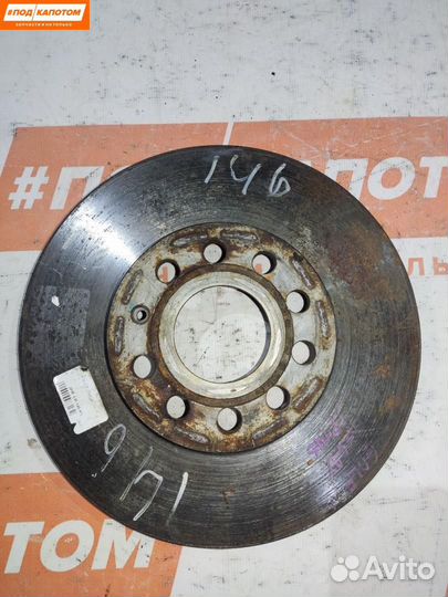 Диск тормозной передний Volkswagen Golf 6 2010