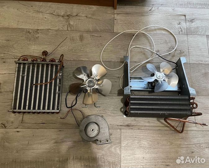Вентиляторы от холодильной установки и радиаторы