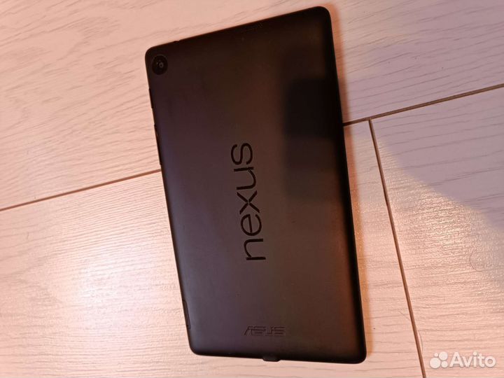 Зарезервировано Планшет Asus nexus 7