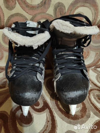 Хоккейные детские коньки bauer