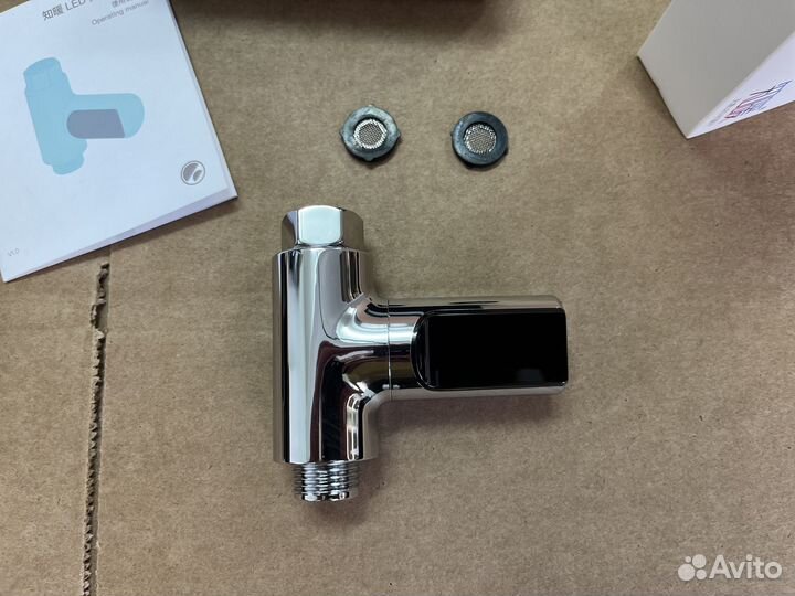 Проточный электронный термометр для душа/ванной