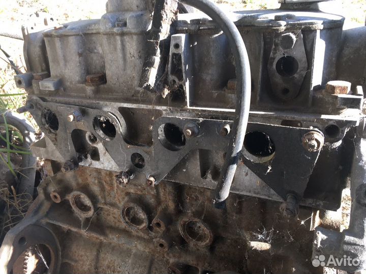 Опель Омега А вектра А двигатель 2.0л