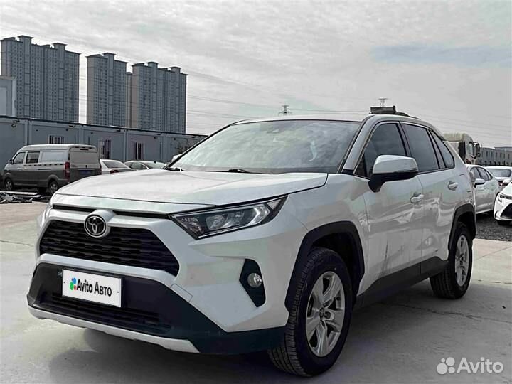 Toyota RAV4 2.0 CVT, 2020, 70 000 км