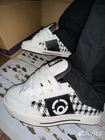 Osiris Hybrid 2008 White/Black (adio,dvs,globe