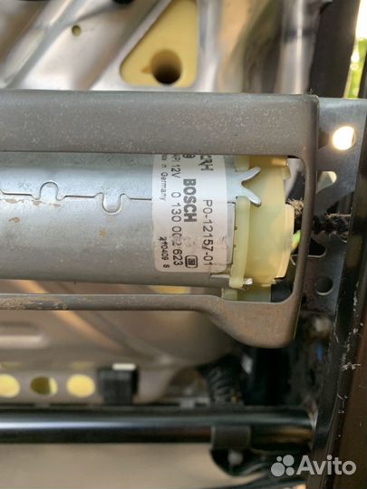 Сиденья передние на Мерседес G-500 (Геленваген)