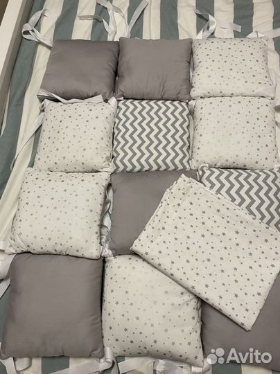 Бортики в детскую кроватку 12 подушек