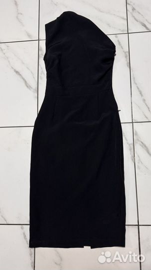 Вечернее платье на одно плечо 42