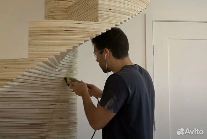 Лестница на второй этаж