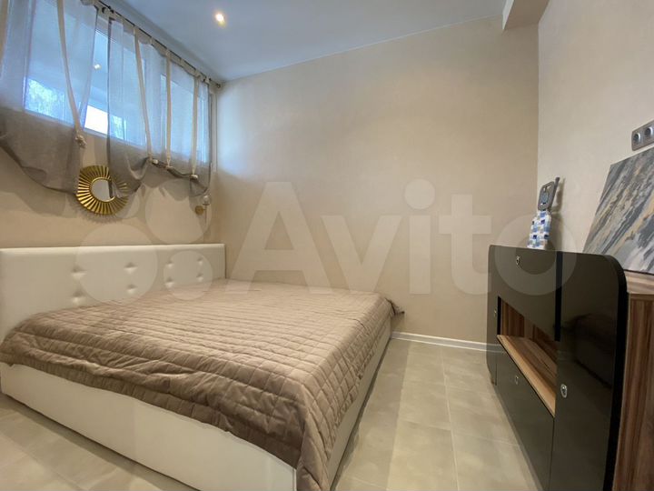 2-к. квартира, 46 м², 2/3 эт.