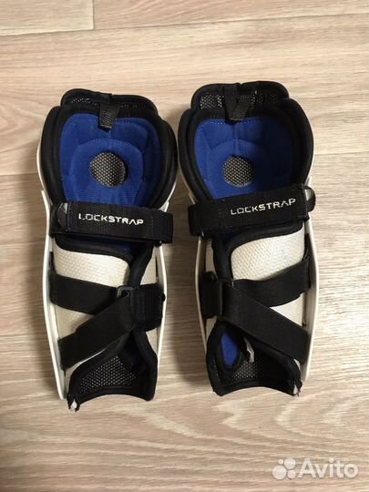 Хоккейные щитки Rebook 8