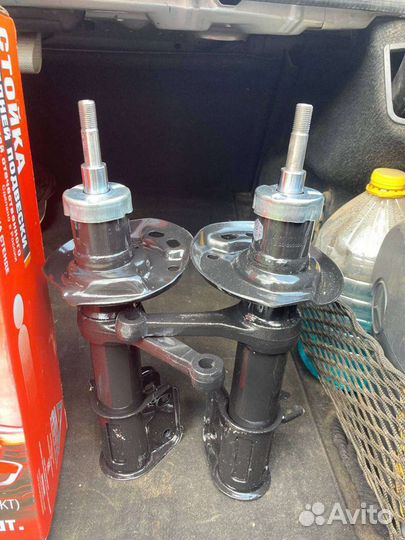 Стойки передние лада ваз гранта granta новые 2190