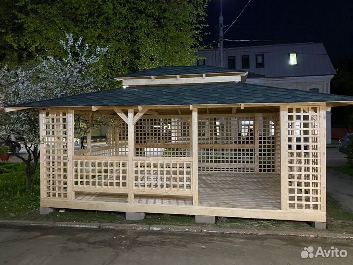 Беседка из сосны. Доставка