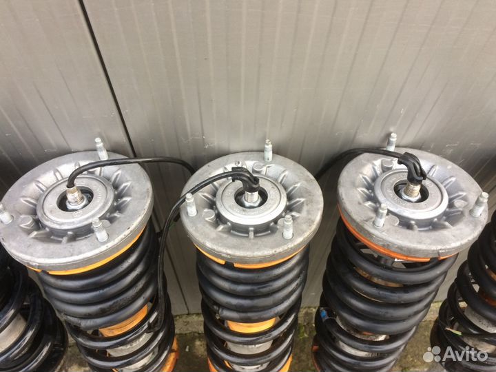 Комплект амортизаторов bmw M5 M6