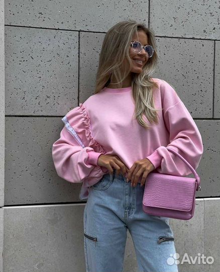 Стилный свитер