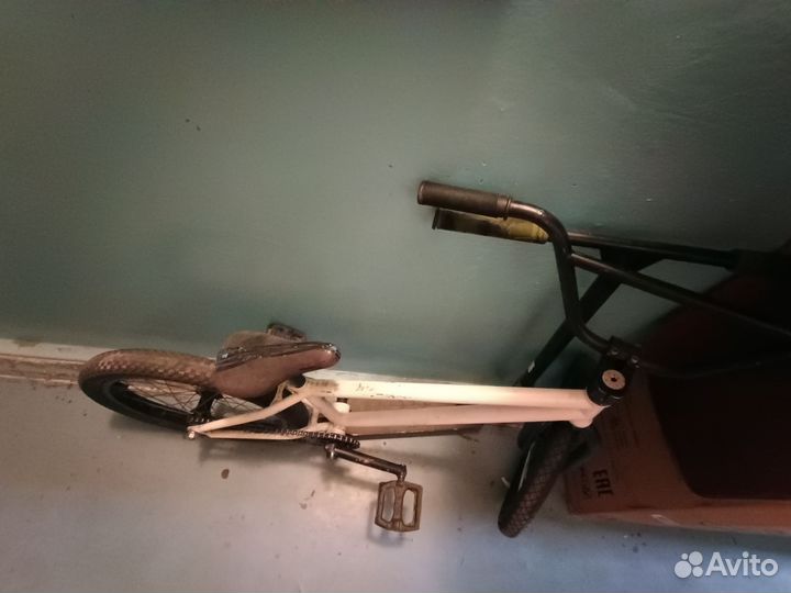 Трюковой велосипед BMX