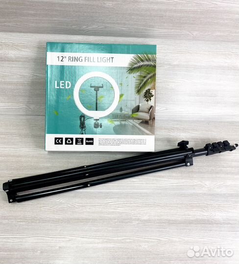 Кольцевая лампа 30 см со штативом