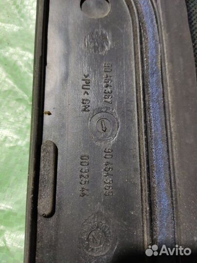 Стекло багажника заднее левое Opel Vectra B седан