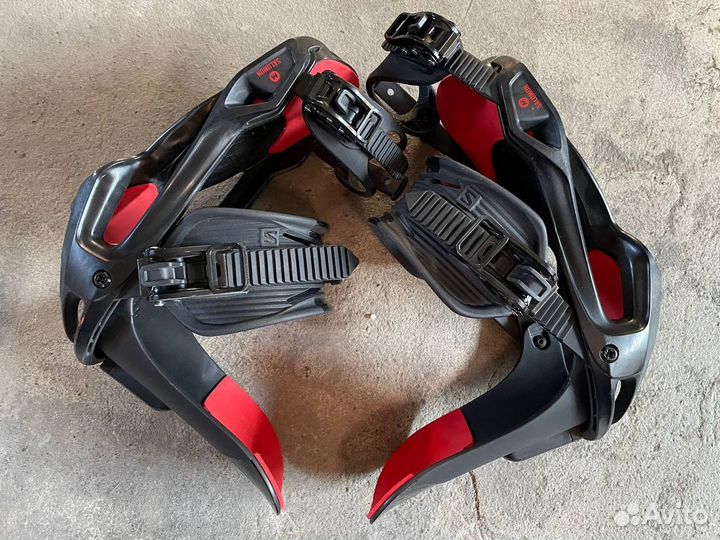 Крепления для сноуборда M/L Salomon