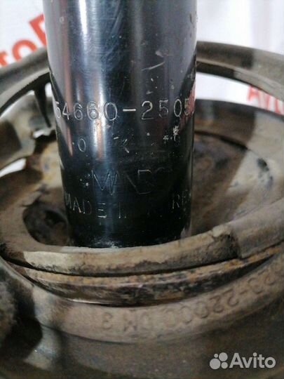 Амортизатор передний левый Hyundai Accent