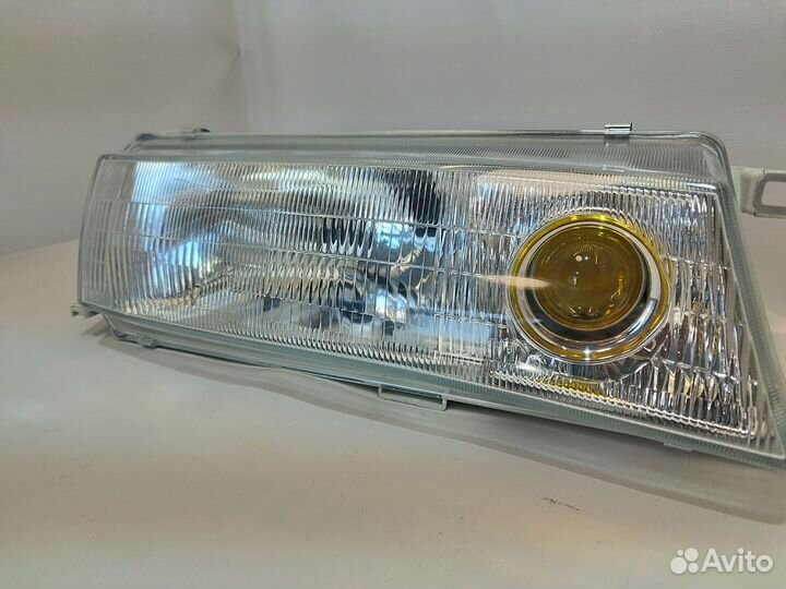 Фары Toyota Mark 2 90 - 92гг (X80)