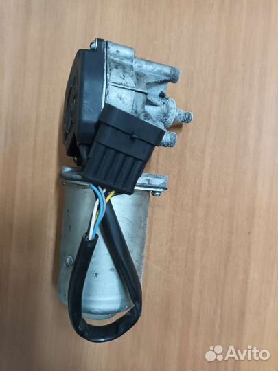 Моторчик стеклоочистителя на Калина 2, б/у