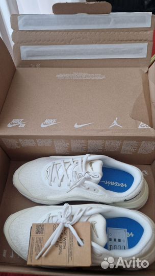 Кроссовки nike женские